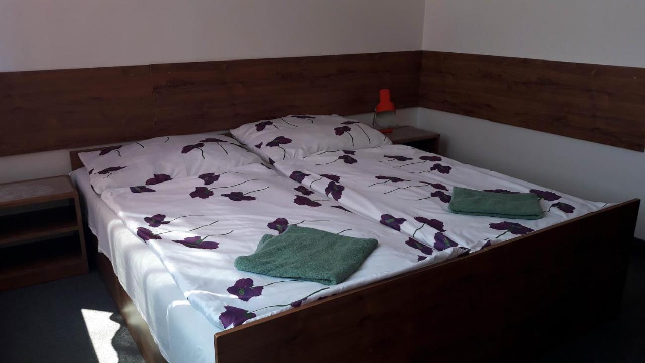 Penzion Saris Prešov Exterior foto
