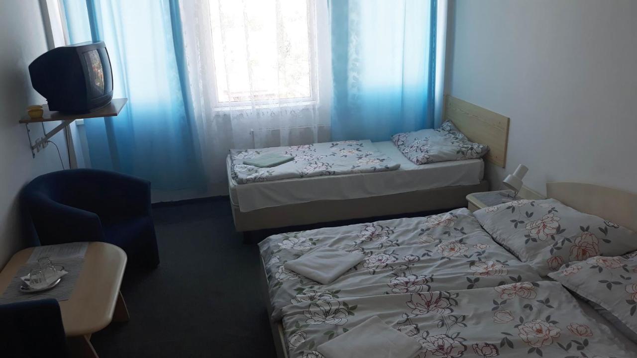 Penzion Saris Prešov Exterior foto